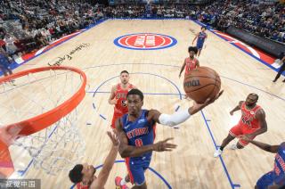 男篮的比赛 男篮的比赛