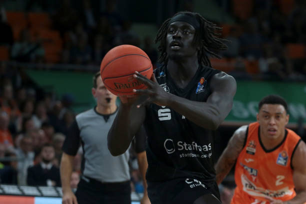 能在运动中 能在运动中